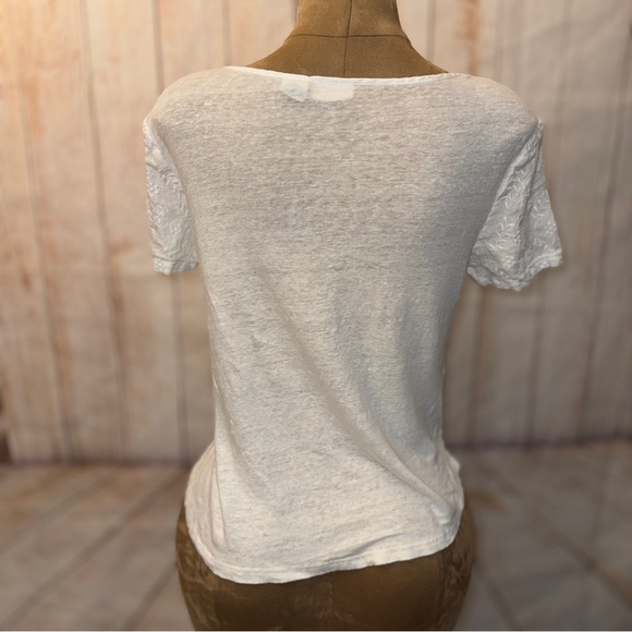 Sigrid Olsen White Linen Textured Short Sleeve Top, Sz M, embroidered front - Picture 5 of 9